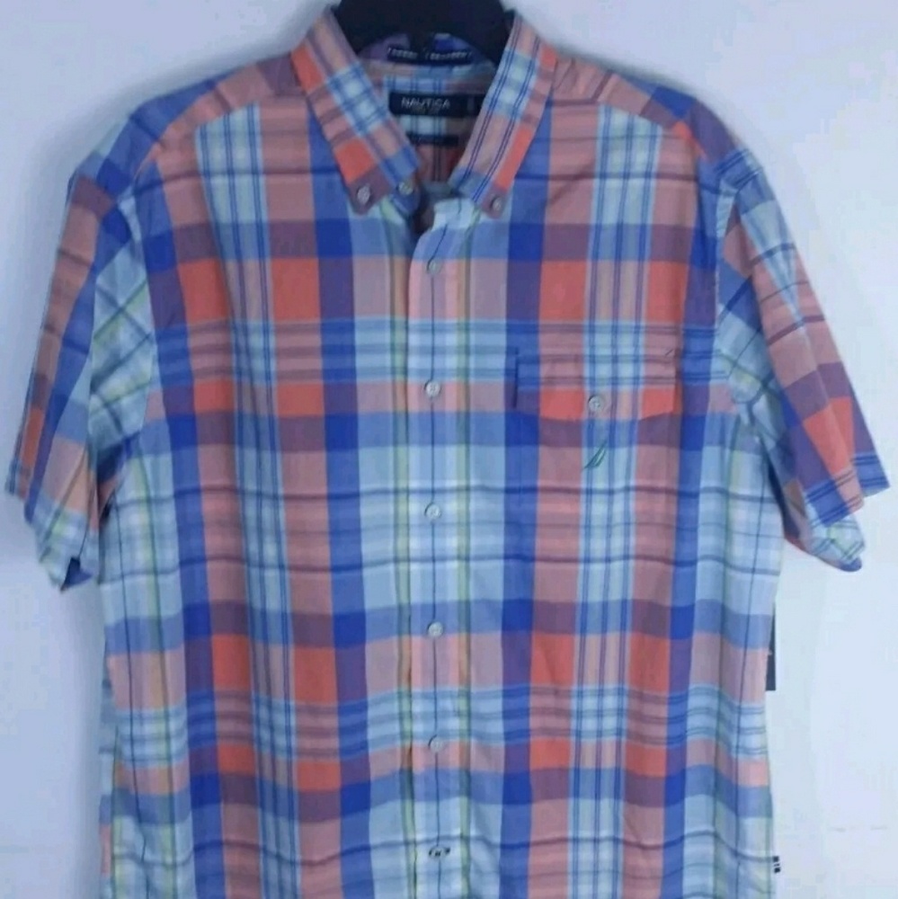 Nautica men's multi-color plaid shirt size L NWT!